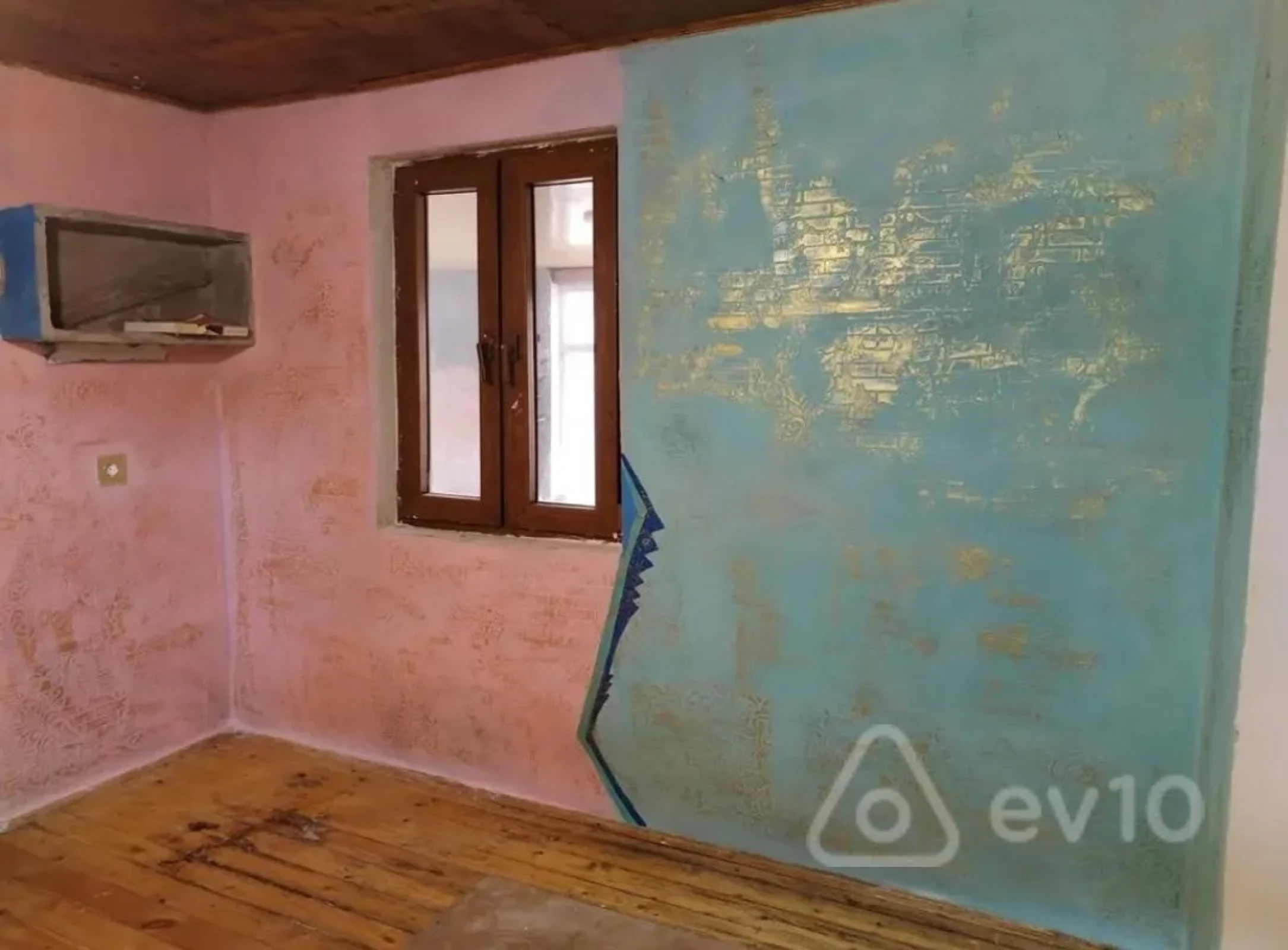 Satılır 3 otaqlı həyət evi 30 m²