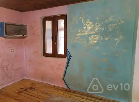 Satılır 3 otaqlı həyət evi 30 m²