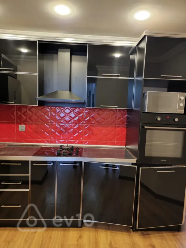 Kirayə verilir 3 otaqlı yeni tikili 111 m²