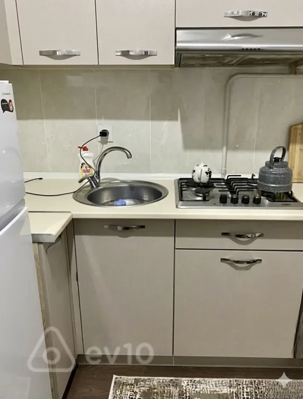 Kirayə verilir 2 otaqlı yeni tikili 54 m²