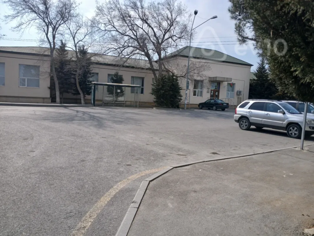 Satılır 4 otaqlı həyət evi 170 m²