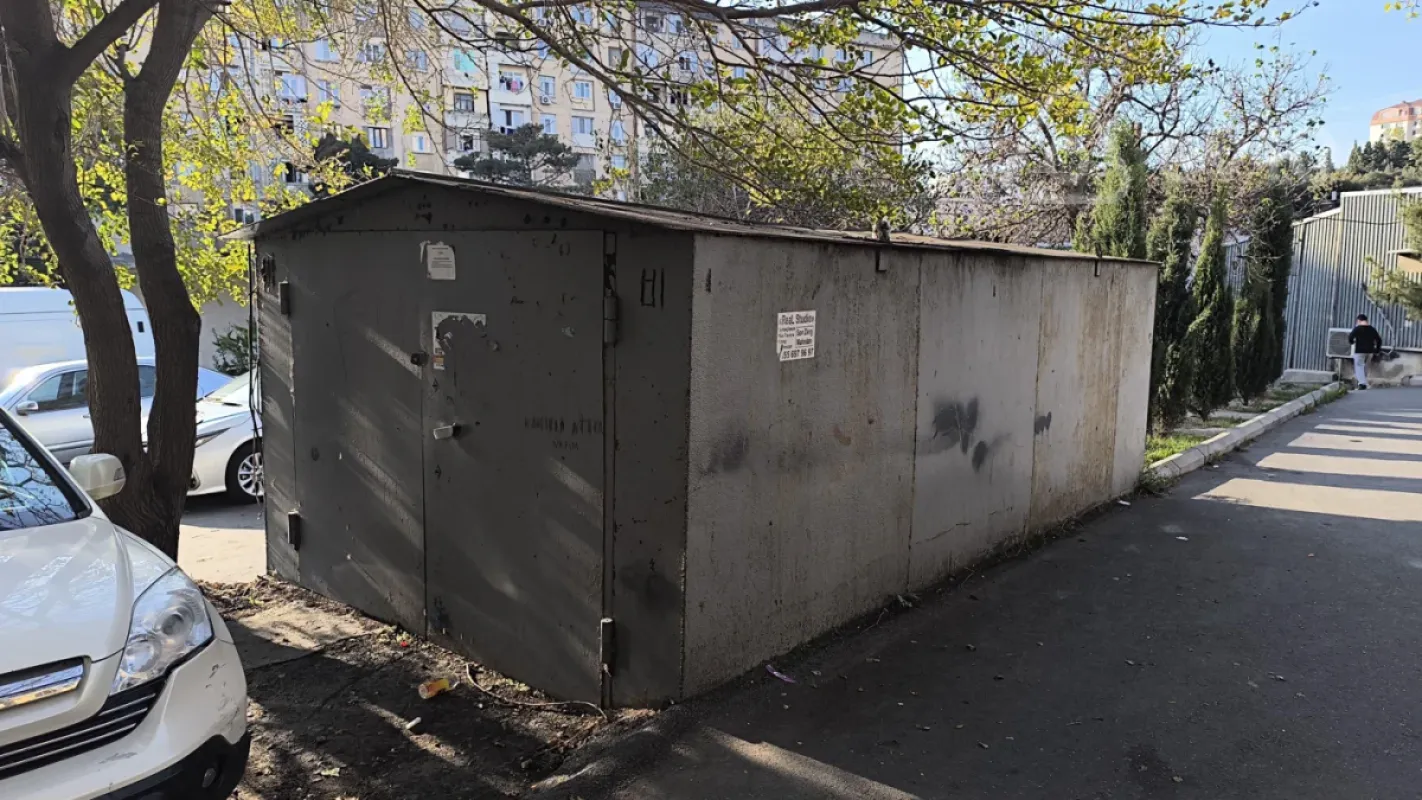 Satılır qaraj 21 m²