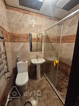 Kirayə verilir 2 otaqlı yeni tikili 70 m²