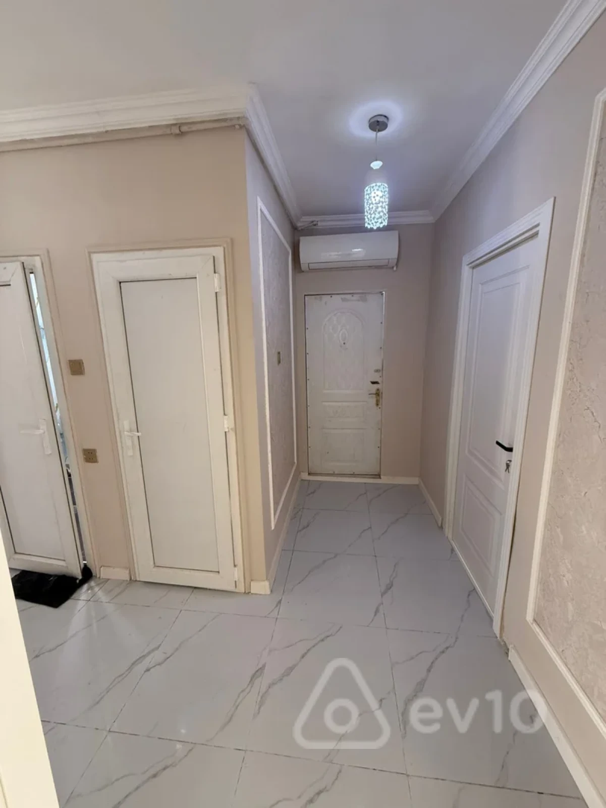 Satılır 3 otaqlı köhnə tikili 85 m²
