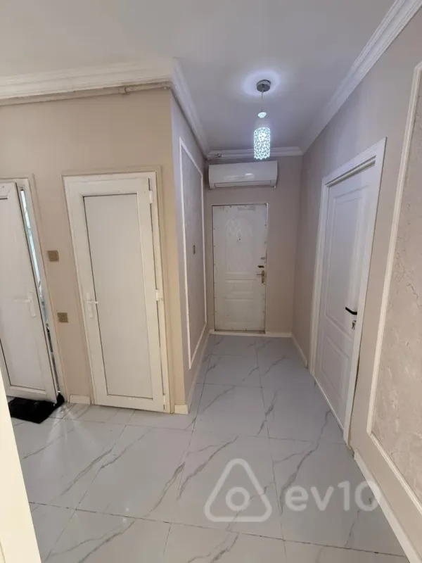 Satılır 3 otaqlı köhnə tikili 85 m²