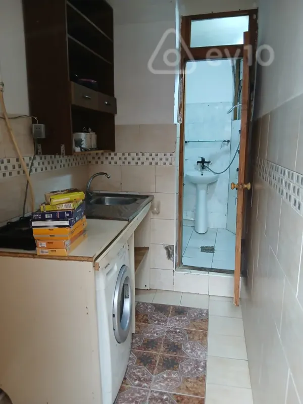 Kirayə verilir 2 otaqlı köhnə tikili 45 m²