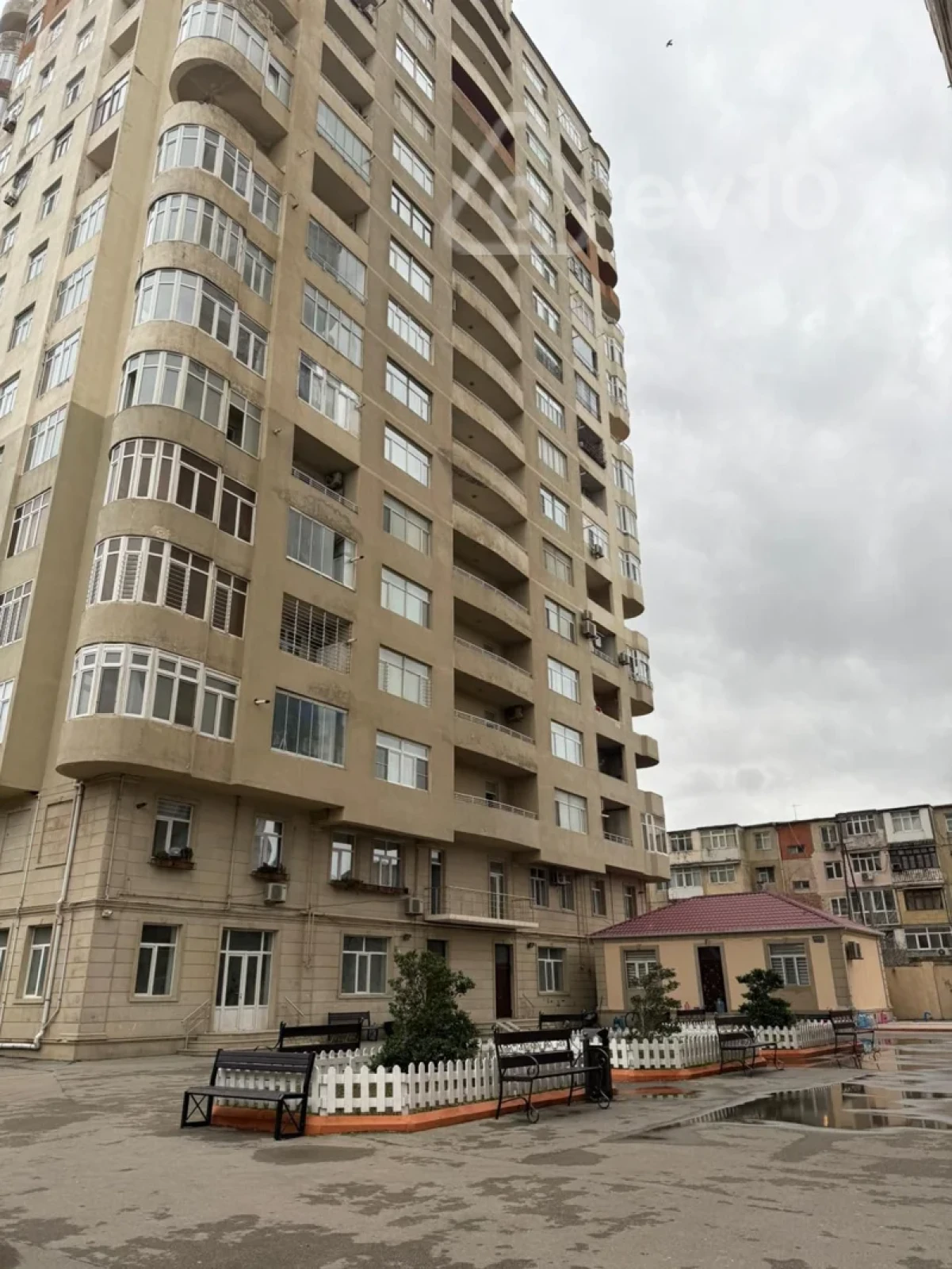 Satılır 2 otaqlı yeni tikili 66 m²