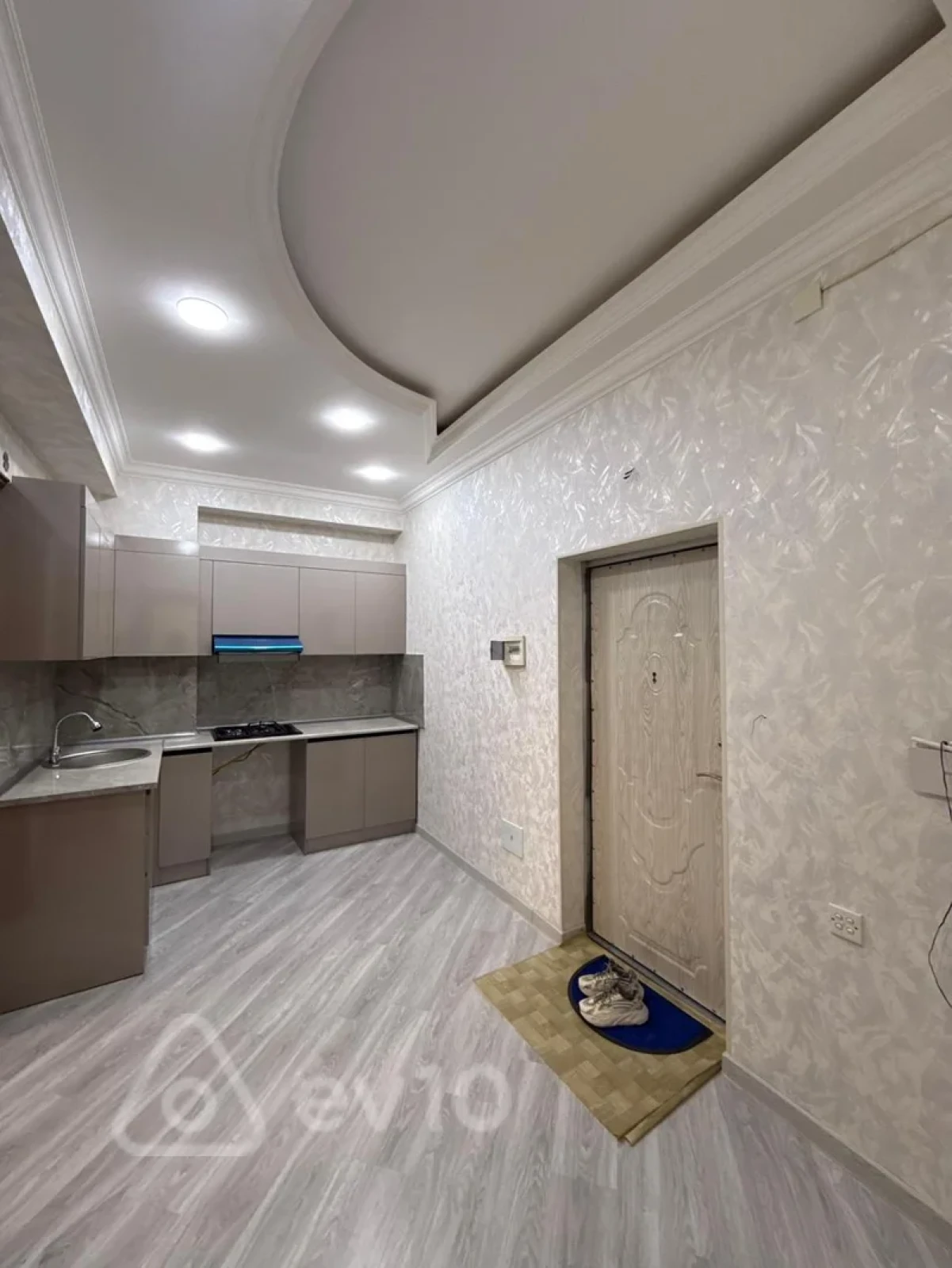 Satılır 2 otaqlı yeni tikili 66 m²