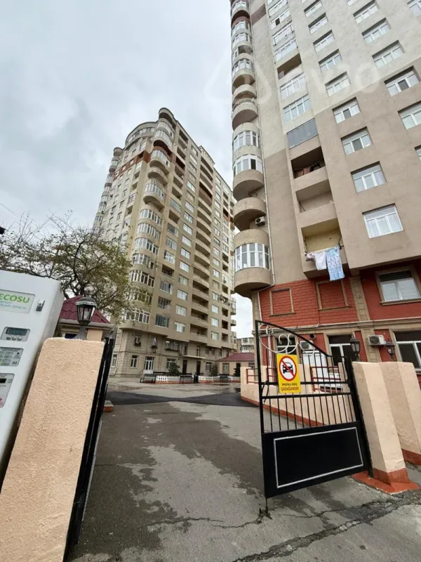Satılır 2 otaqlı yeni tikili 66 m²