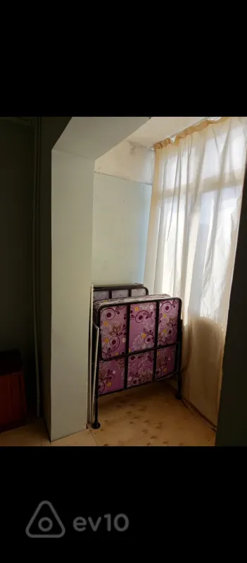 Kirayə verilir 2 otaqlı köhnə tikili 56 m²