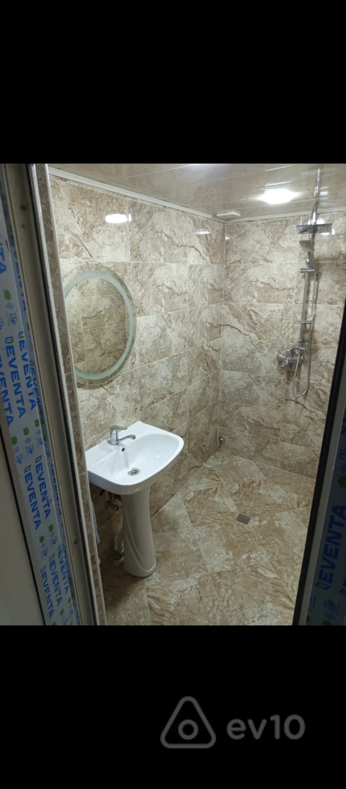 Kirayə verilir 2 otaqlı köhnə tikili 56 m²