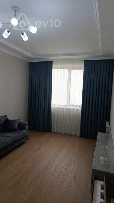 Kirayə verilir 2 otaqlı yeni tikili 90 m²