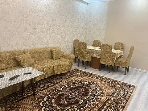 Kirayə verilir 3 otaqlı yeni tikili 80 m²