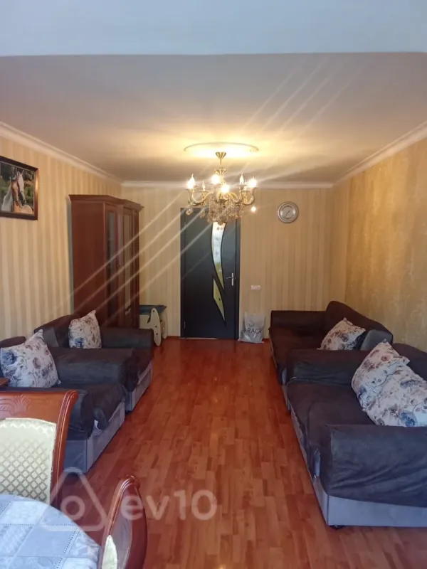 Kirayə verilir 3 otaqlı köhnə tikili 62 m²