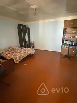 Satılır 3 otaqlı həyət evi 6 m²