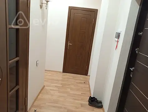 Kirayə verilir 3 otaqlı yeni tikili 70 m²