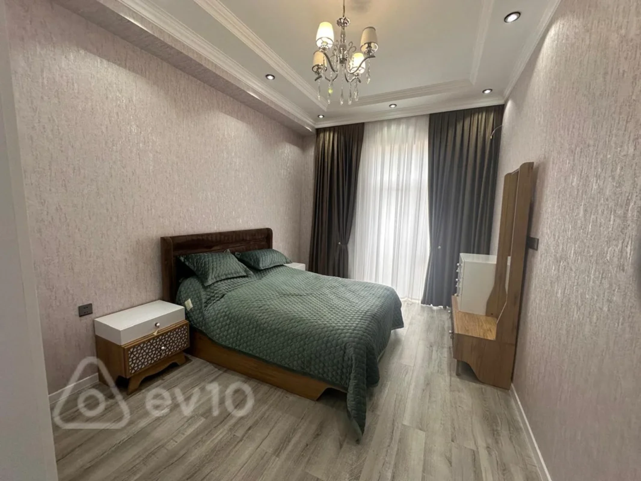 Kirayə verilir 2 otaqlı yeni tikili 86 m²