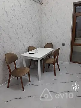 Kirayə verilir 2 otaqlı yeni tikili 86 m²