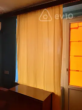 Kirayə verilir 2 otaqlı köhnə tikili 52 m²