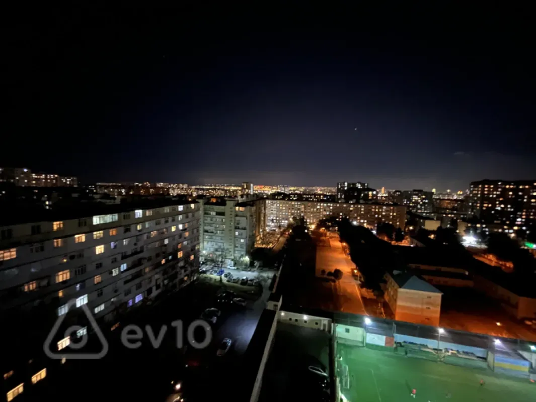 Kirayə verilir 4 otaqlı yeni tikili 152 m²