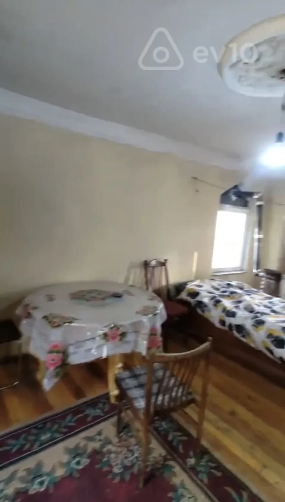 Kirayə verilir 1 otaqlı həyət evi 30 m²