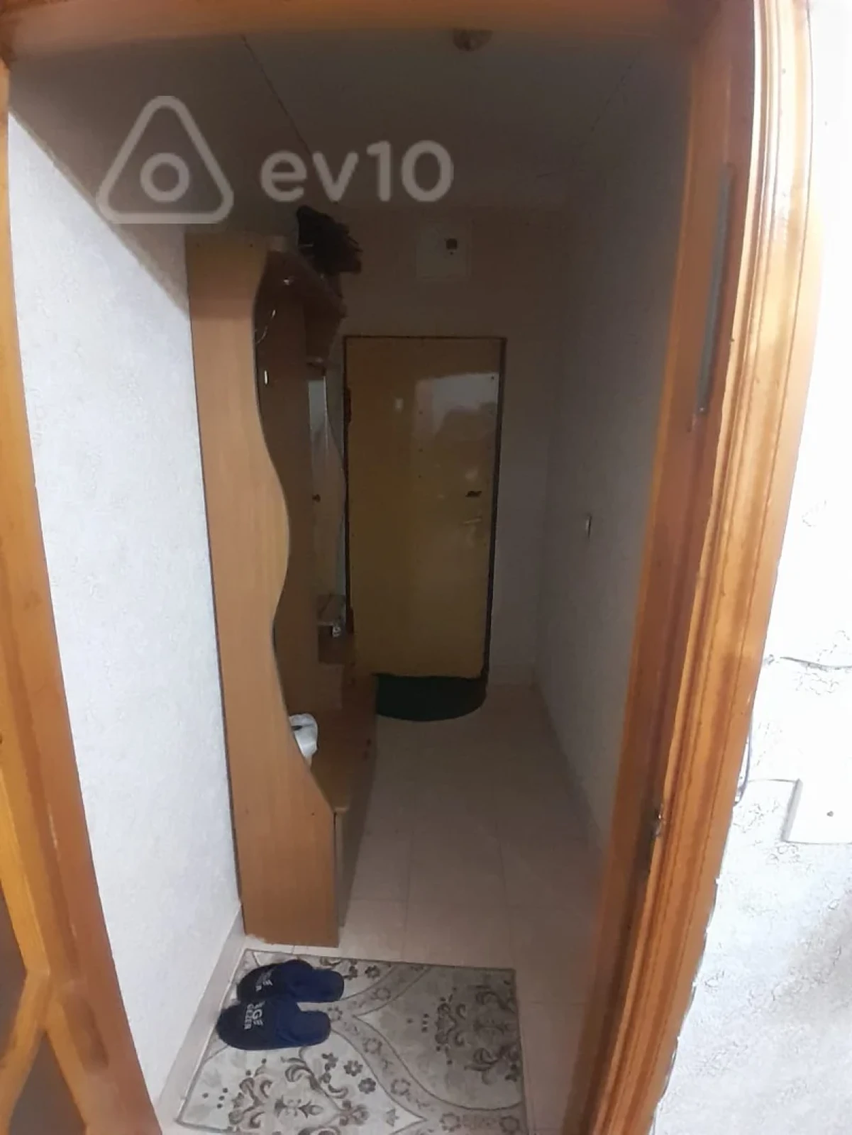 Kirayə verilir 2 otaqlı köhnə tikili 50 m²