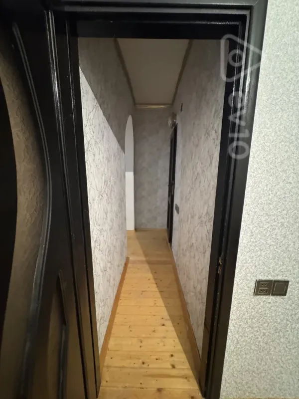 Satılır 3 otaqlı köhnə tikili 50 m²