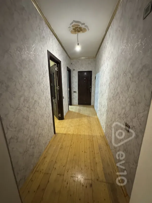 Satılır 3 otaqlı köhnə tikili 50 m²