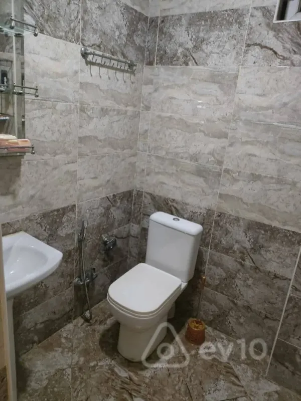 Kirayə verilir 4 otaqlı həyət evi 100 m²