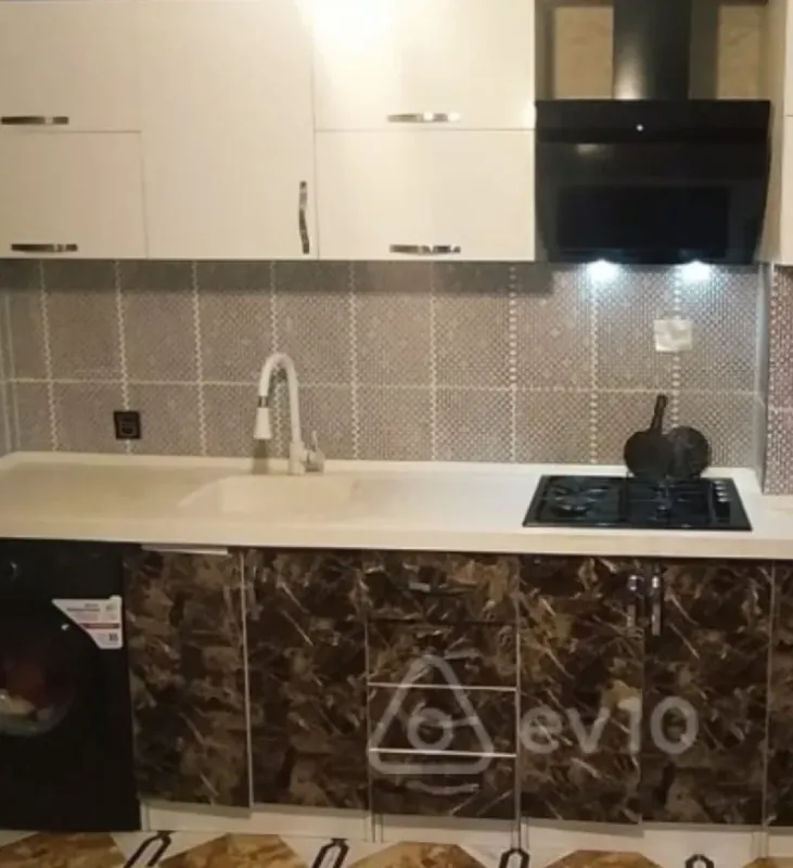 Kirayə verilir 3 otaqlı yeni tikili 122 m²