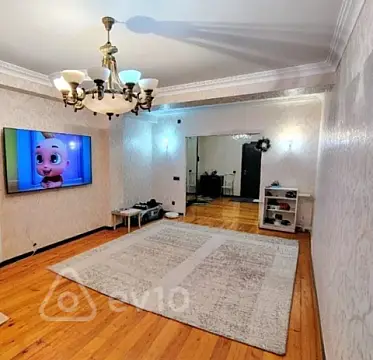 Kirayə verilir 3 otaqlı yeni tikili 122 m²