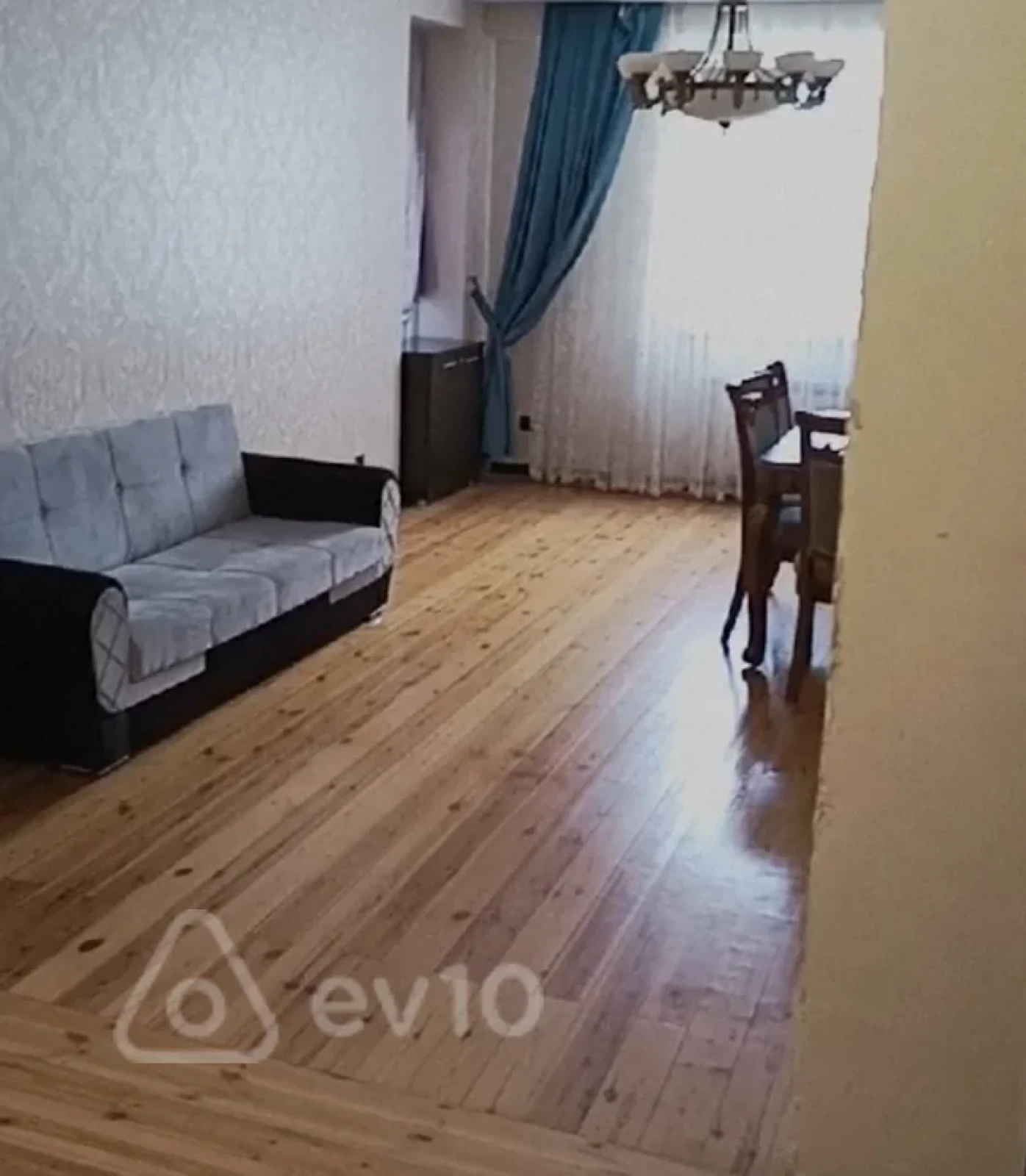 Kirayə verilir 3 otaqlı yeni tikili 122 m²