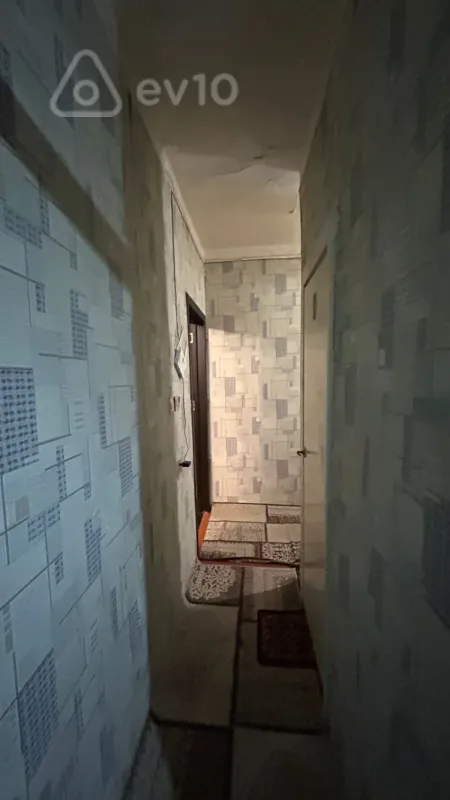 Kirayə verilir 1 otaqlı köhnə tikili 50 m²