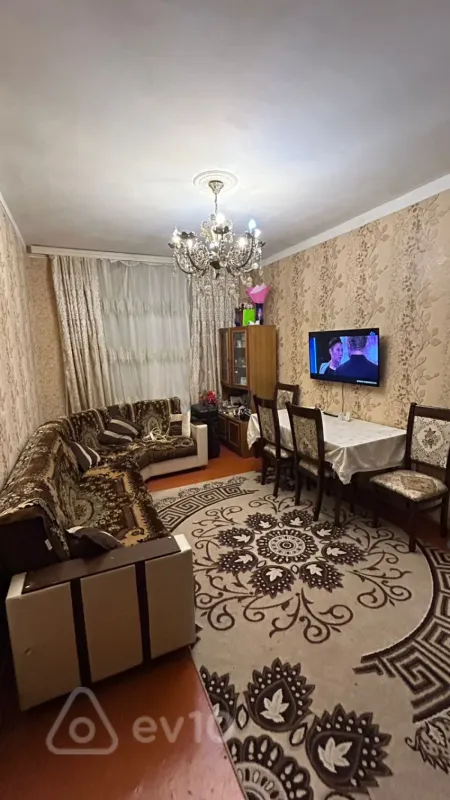 Kirayə verilir 1 otaqlı köhnə tikili 50 m²