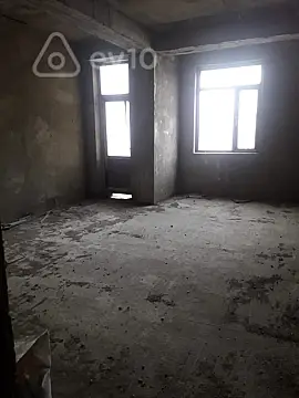 Satılır 3 otaqlı yeni tikili 135 m²
