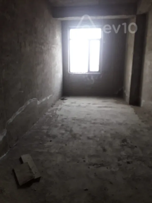 Satılır 3 otaqlı yeni tikili 135 m²