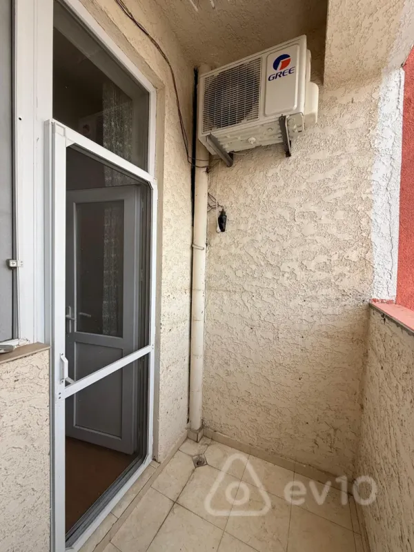 Kirayə verilir 2 otaqlı yeni tikili 66 m²