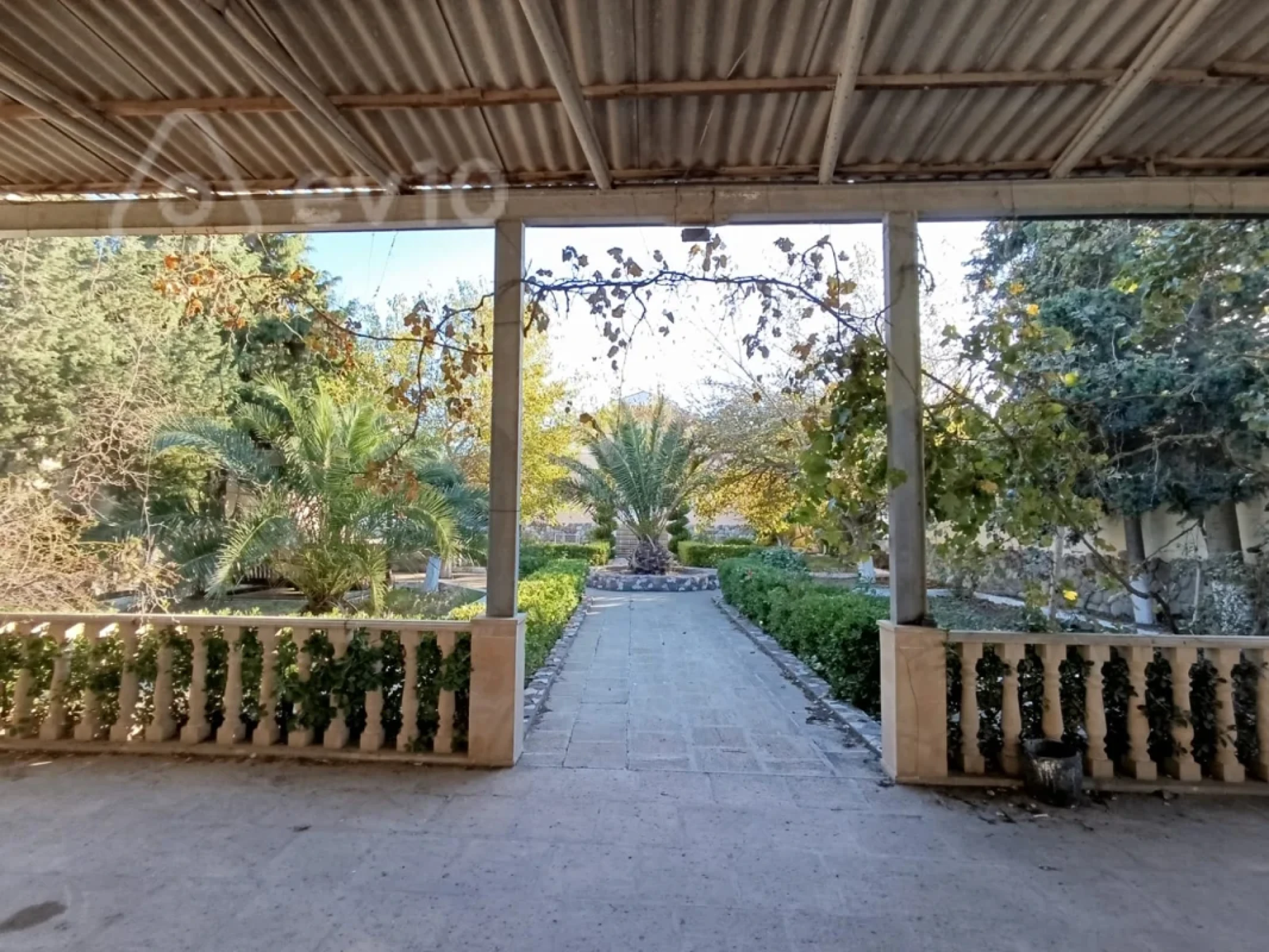 Kirayə verilir 4 otaqlı həyət evi 397 m²