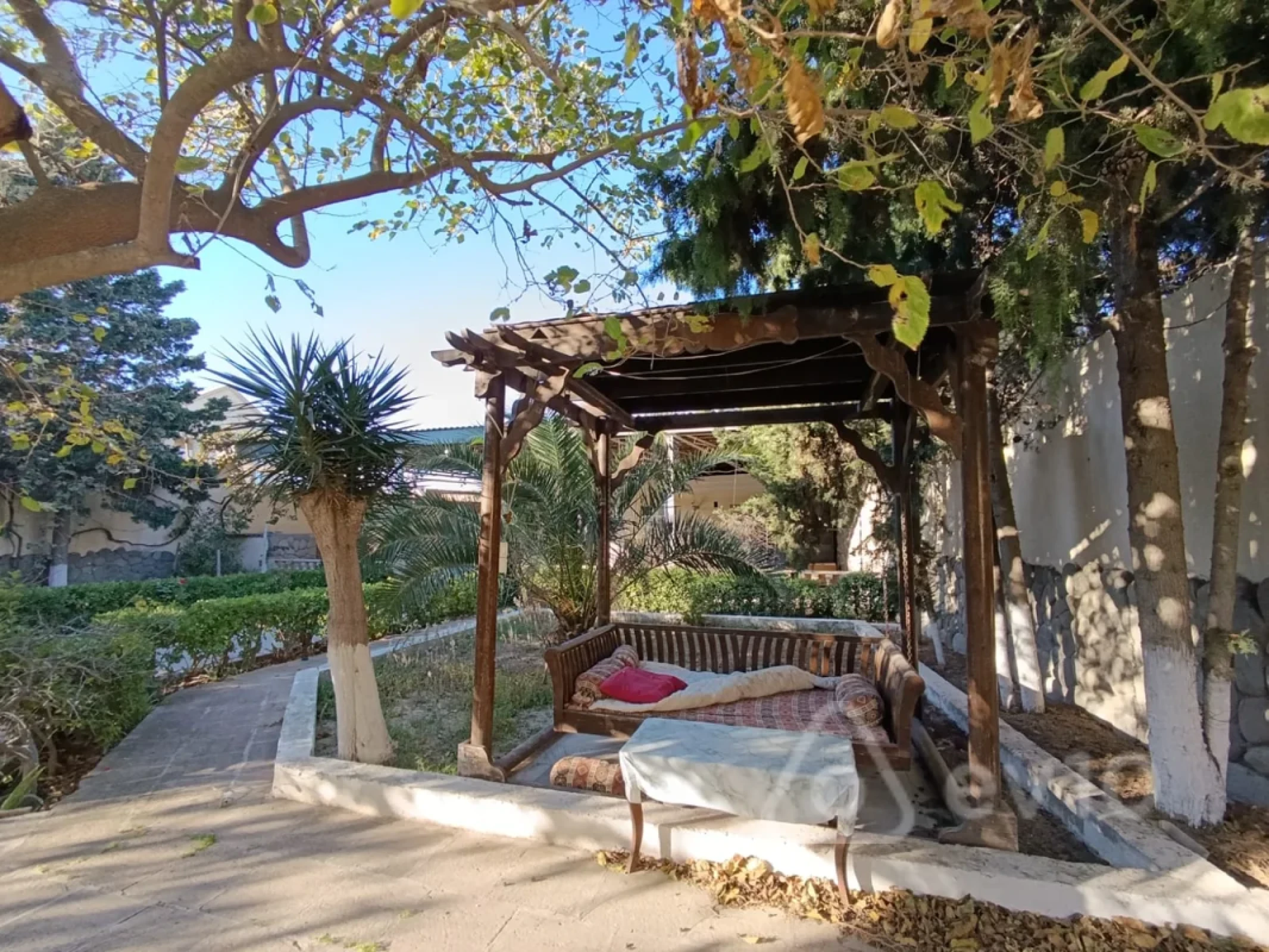 Kirayə verilir 4 otaqlı həyət evi 397 m²