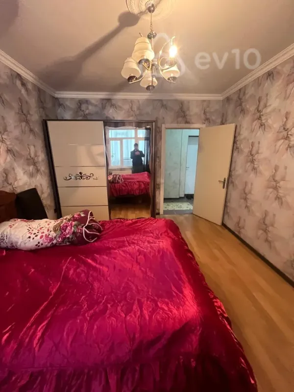 Kirayə verilir 2 otaqlı yeni tikili 75 m²