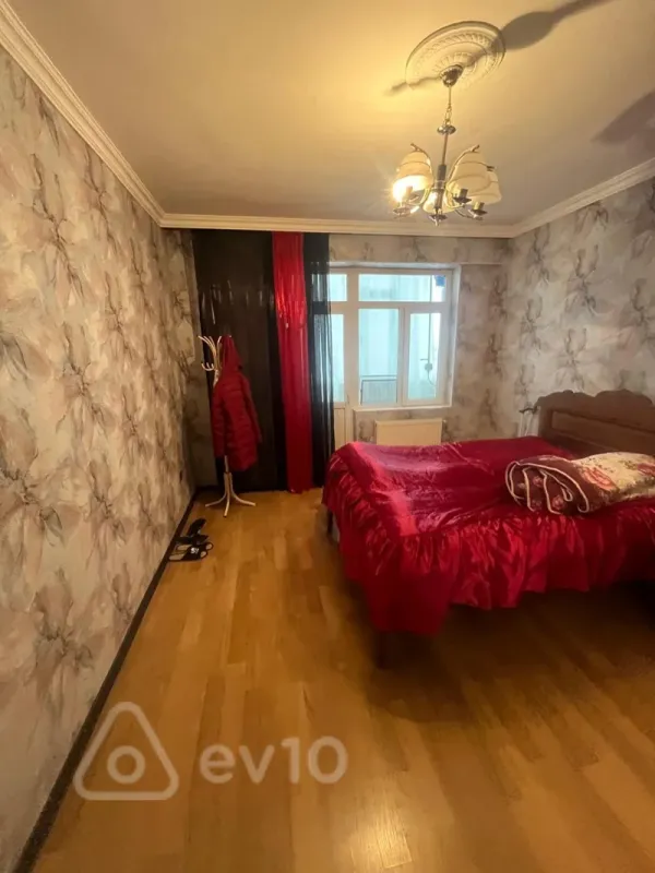 Kirayə verilir 2 otaqlı yeni tikili 75 m²