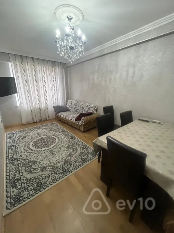 Kirayə verilir 2 otaqlı yeni tikili 75 m²