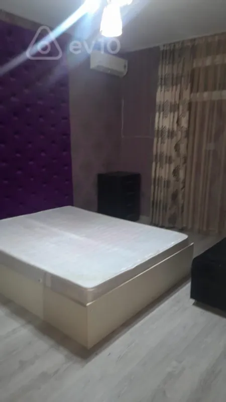 Kirayə verilir 3 otaqlı yeni tikili 80 m²