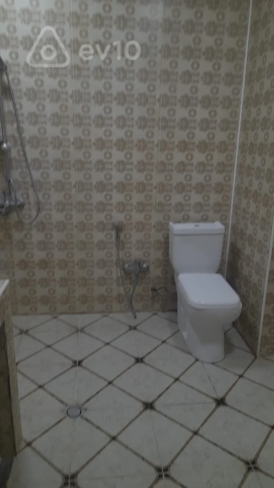 Kirayə verilir 3 otaqlı yeni tikili 80 m²