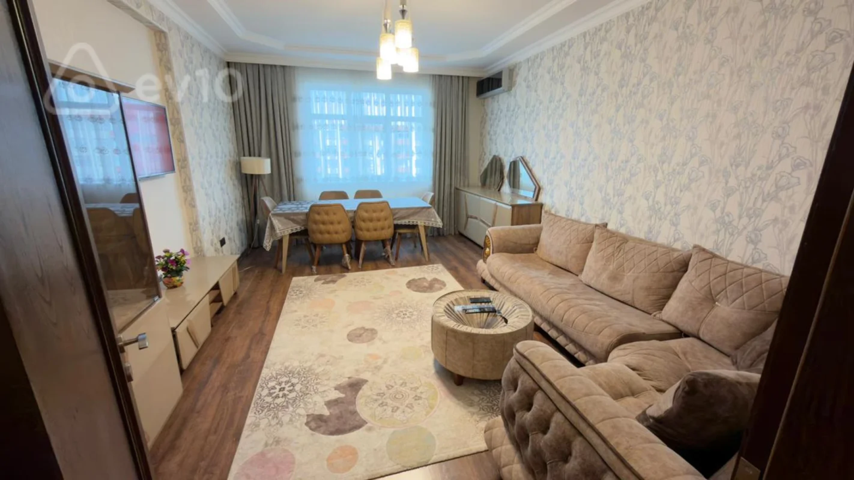 Kirayə verilir 2 otaqlı yeni tikili 90 m²