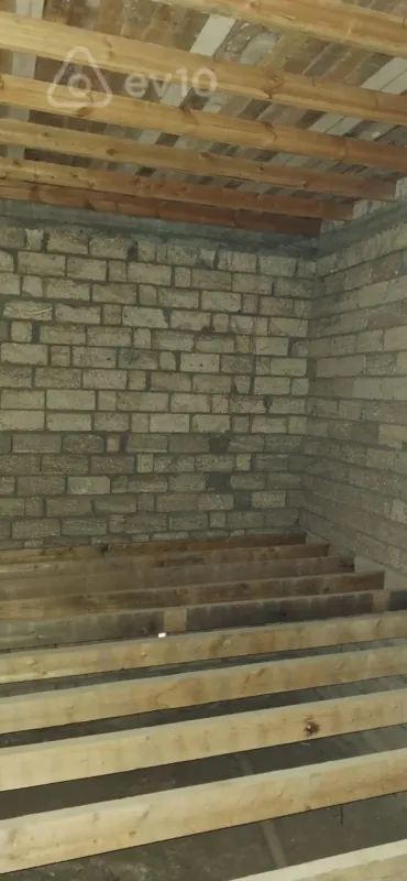 Satılır 4 otaqlı həyət evi 130 m²