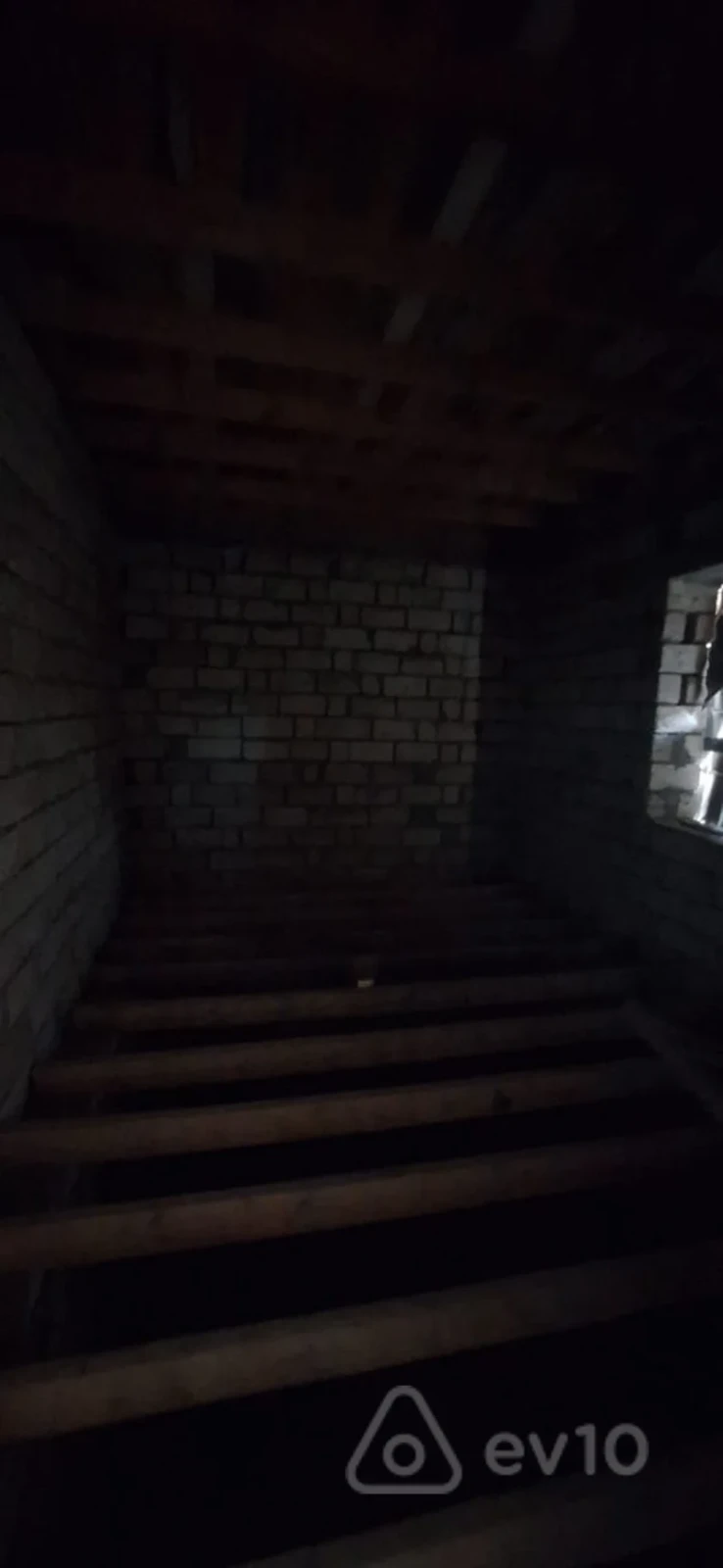 Satılır 4 otaqlı həyət evi 130 m²