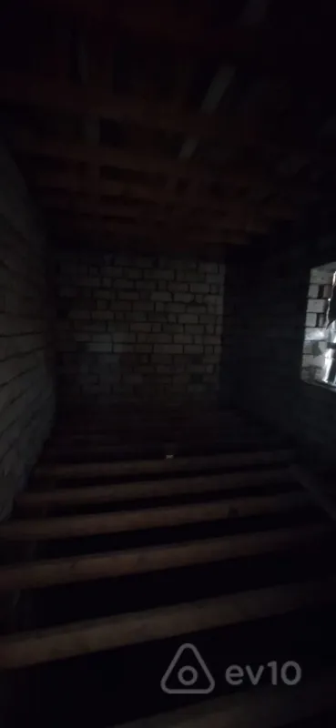 Satılır 4 otaqlı həyət evi 130 m²