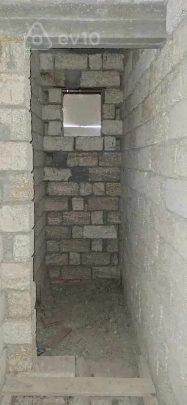 Satılır 4 otaqlı həyət evi 130 m²