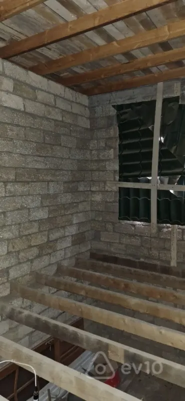 Satılır 4 otaqlı həyət evi 130 m²